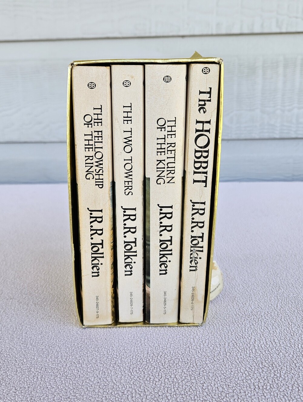 Lord of the Rings 1975 Gold Box Set J. R. Tolkien Vol. 1-4 Ballentine Books - Picture 2 of 12